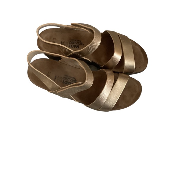Naot Kayla Sandal in metallic gold size 38 - Picture 2 of 9